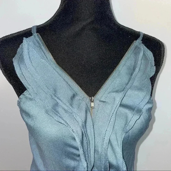 Gentle Fawn Dress - Picture 2 of 7